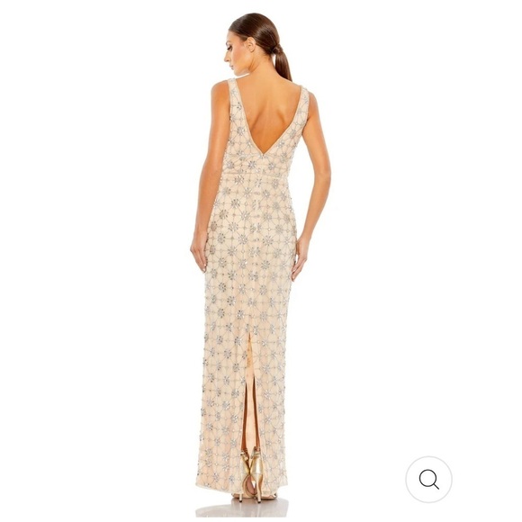 Mac Duggal SLEEVELESS HAND BEADED V-NECK GOWN size 12 NEW $398 - Picture 3 of 14
